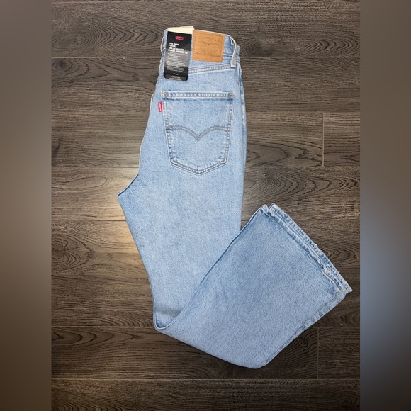 Levi’s 70’s High Flare Women’s Jeans - Picture 3 of 7